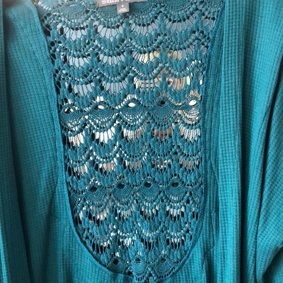 Cardi - Picture 2 of 4